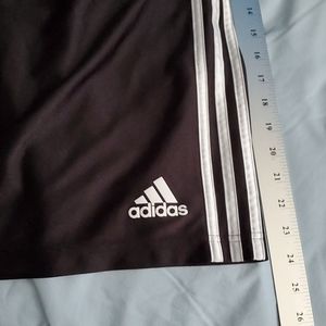 Addidas Mens XL shorts